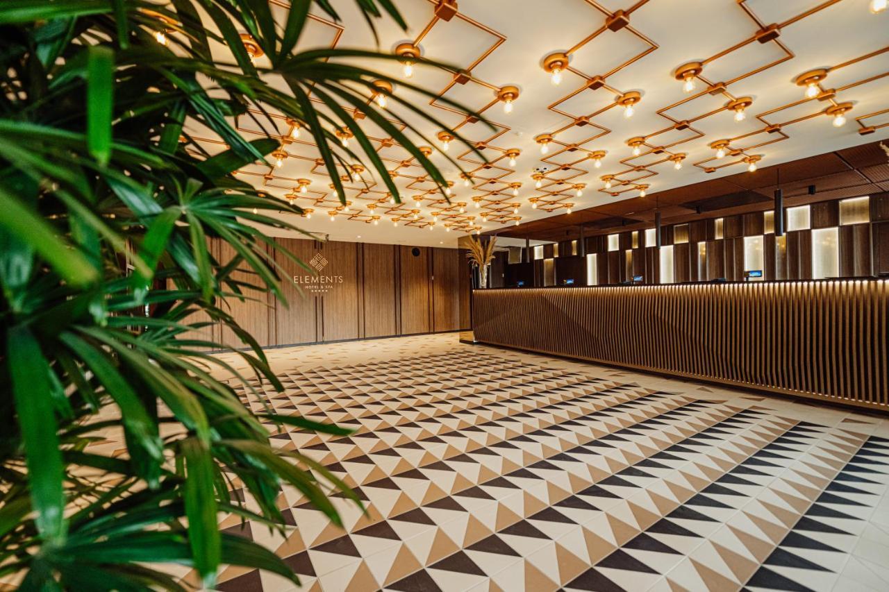 Elements Hotel&Spa Świeradów-Zdrój Εξωτερικό φωτογραφία The lobby of the hotel